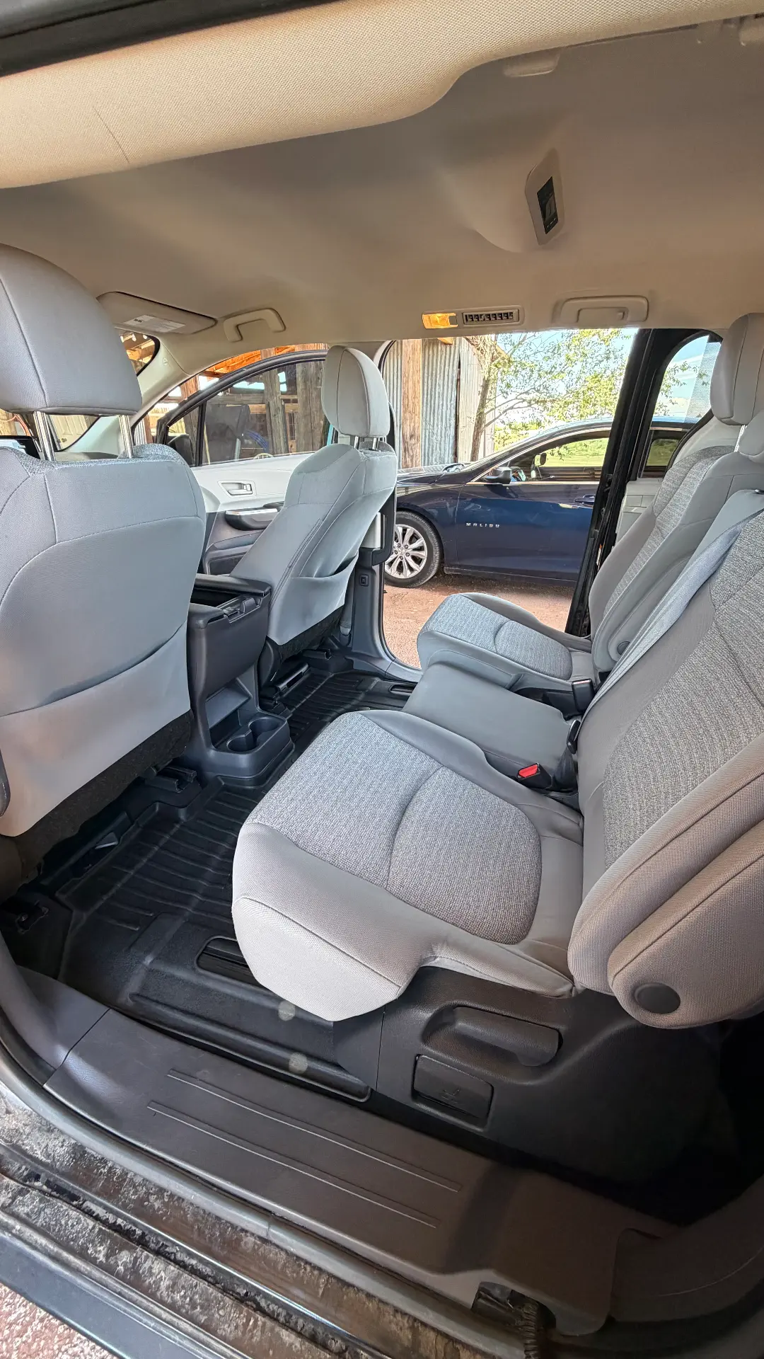 Toyota Sienna second row after detail
