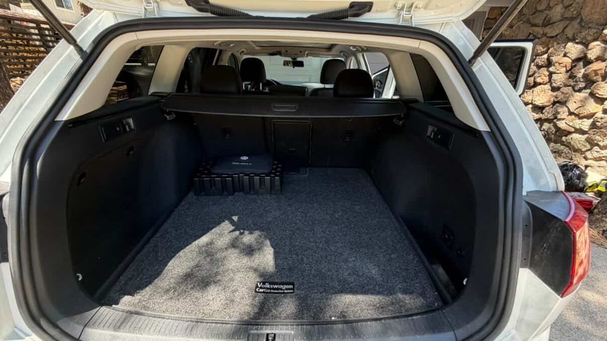 SUV cargo trunk before detailing